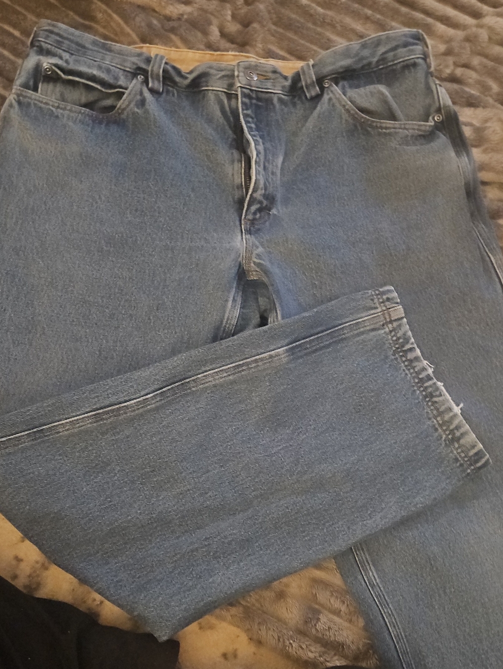 Duluth Trading Co Men's Medium Blue Relaxed Jeans
